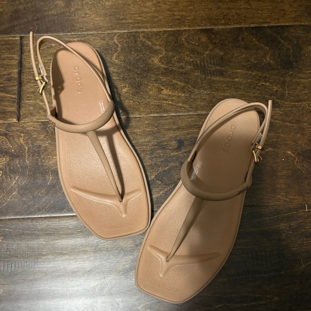 CROCS Women's T-Strap Sandal in Light Brown